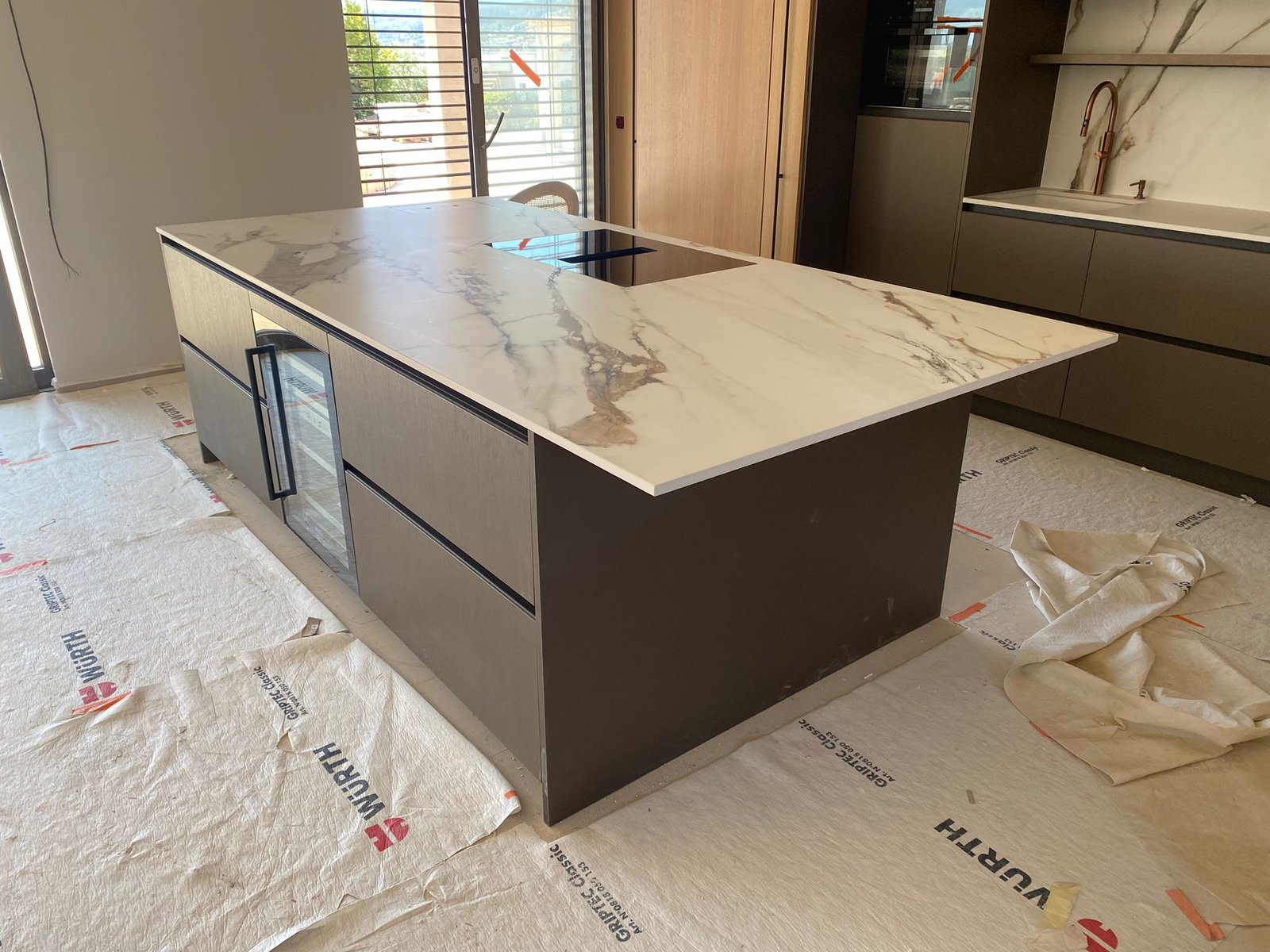 Réalisation Easy Stone — surface en pierre sur mesure